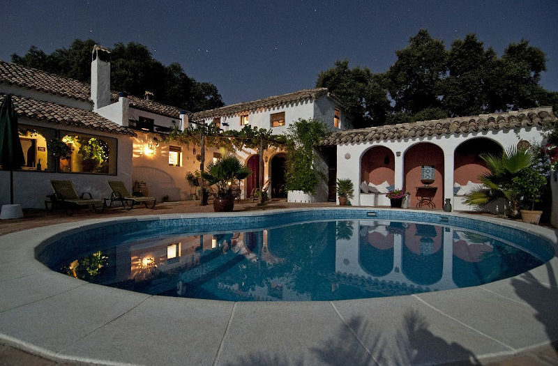 Renovated pool backyard villa